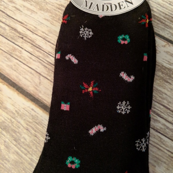3 for $15 Steve Madden blaxk Christmas socks - Picture 3 of 3